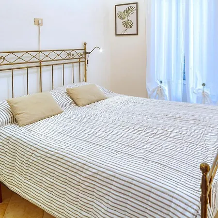 Oliva House Apartment *