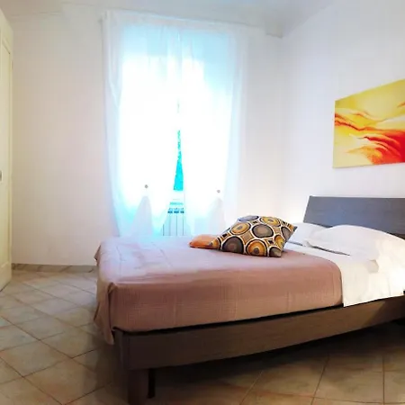Oliva House Daire Levanto